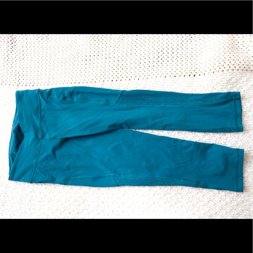 LULULEMON LEGGINGS!!!!